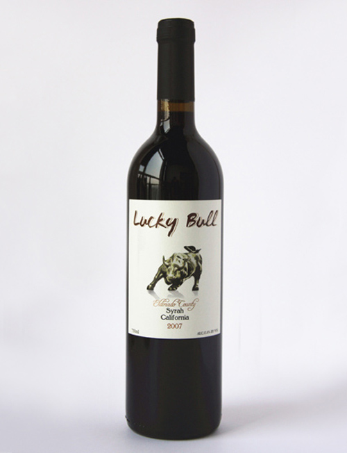 美国加州葡萄酒-好运牛（Lucky Bull）